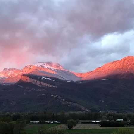 La Dent Du Loup A La Campagne, Proche De Grenoble Villa Noyarey Exterior photo